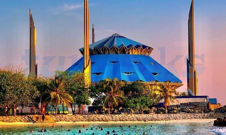 C1-maldives-mosque_01 (1)