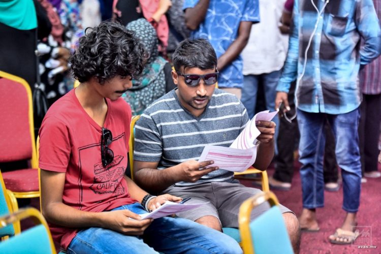 kaamiyaab meehakah vaan beynuntha