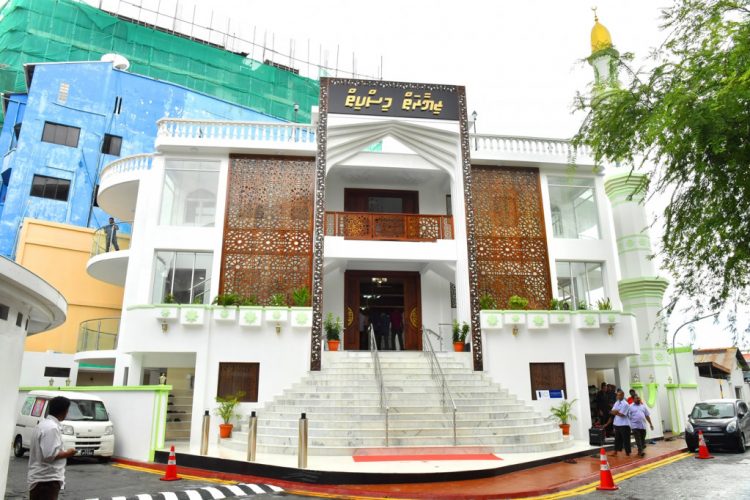 zamaanee nazariyya eh